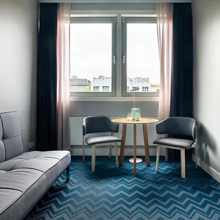 Numa Kudamm Aparthotel 4*