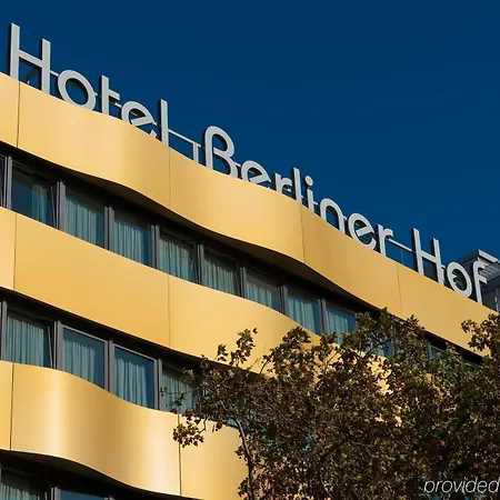 Numa Kudamm Aparthotel 4*